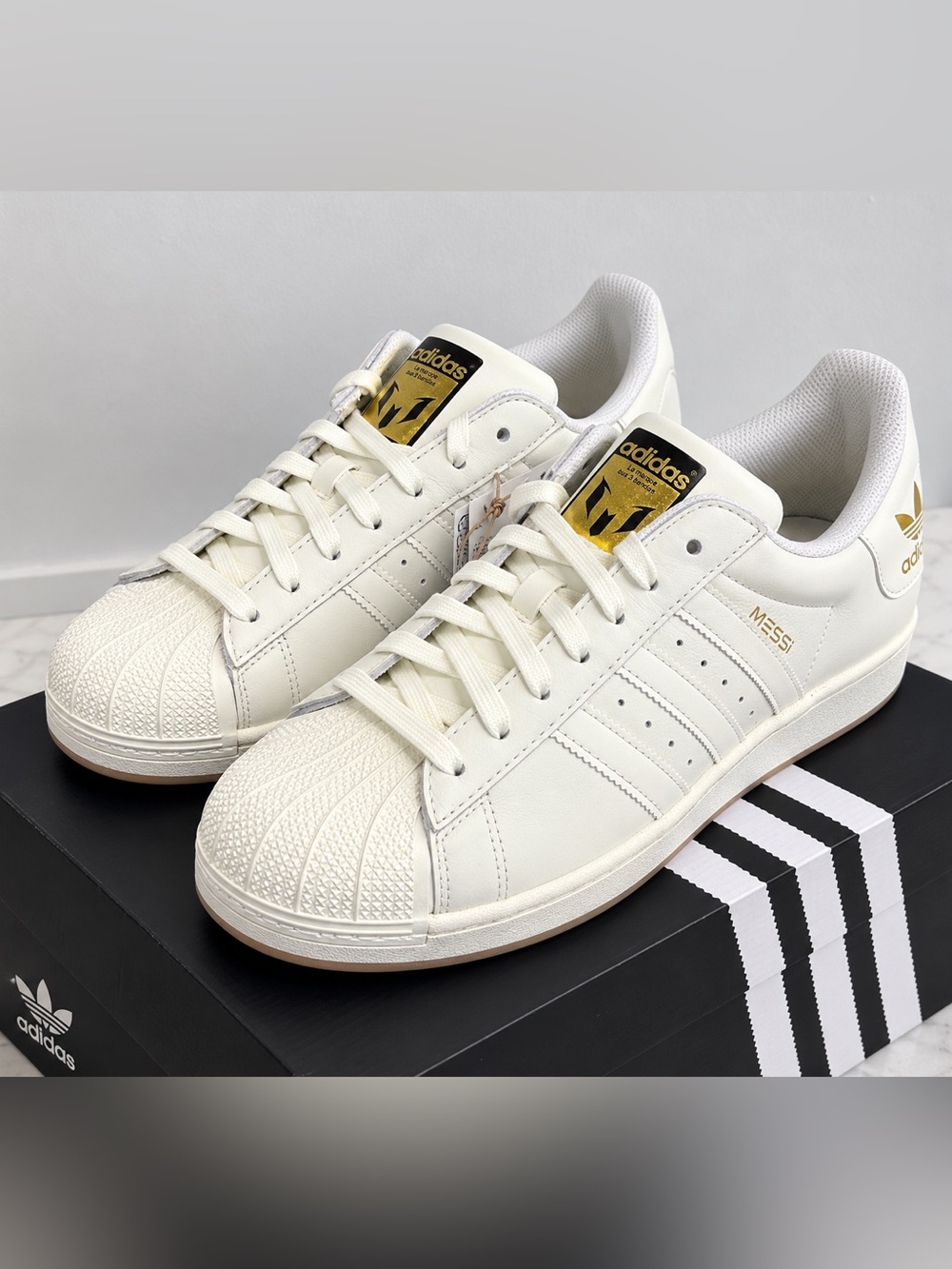 adidas Superstar Messi Shoes men 10 White Gold Leather